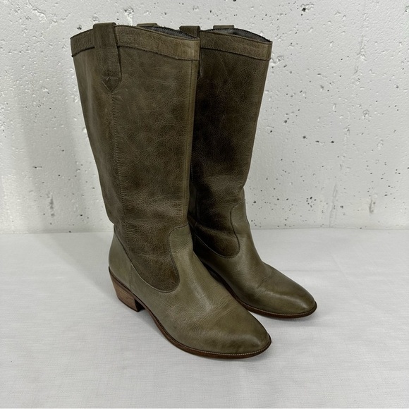 Banana Republic size 6.5 Taupe Leather Heeled Riding Boots - Picture 1 of 15